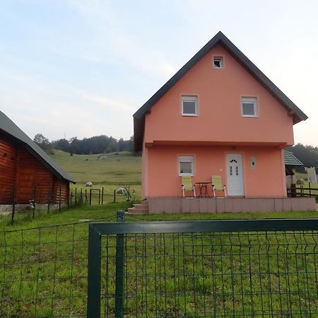 Guest House Happy Zabljak  Exterior photo